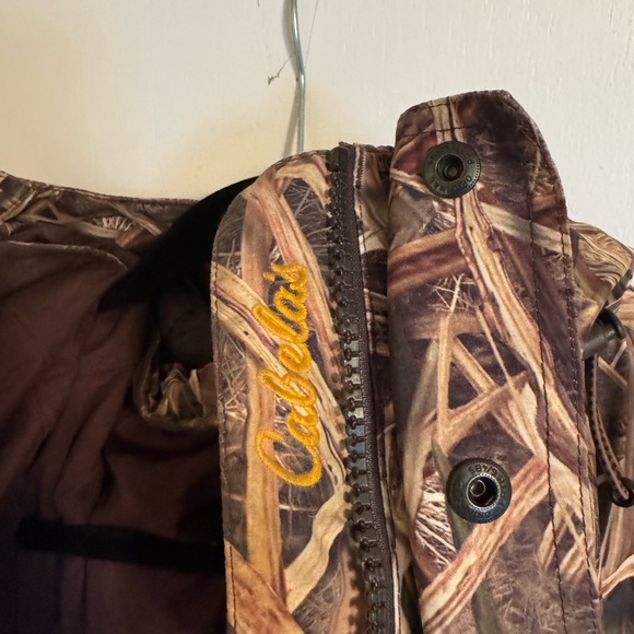 Cabela's Camouflage Performance Jacket - Picture 4 of 5
